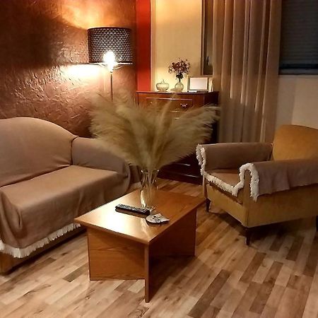 Anna Maria Greek Filoxenia Apartment Пирея Екстериор снимка